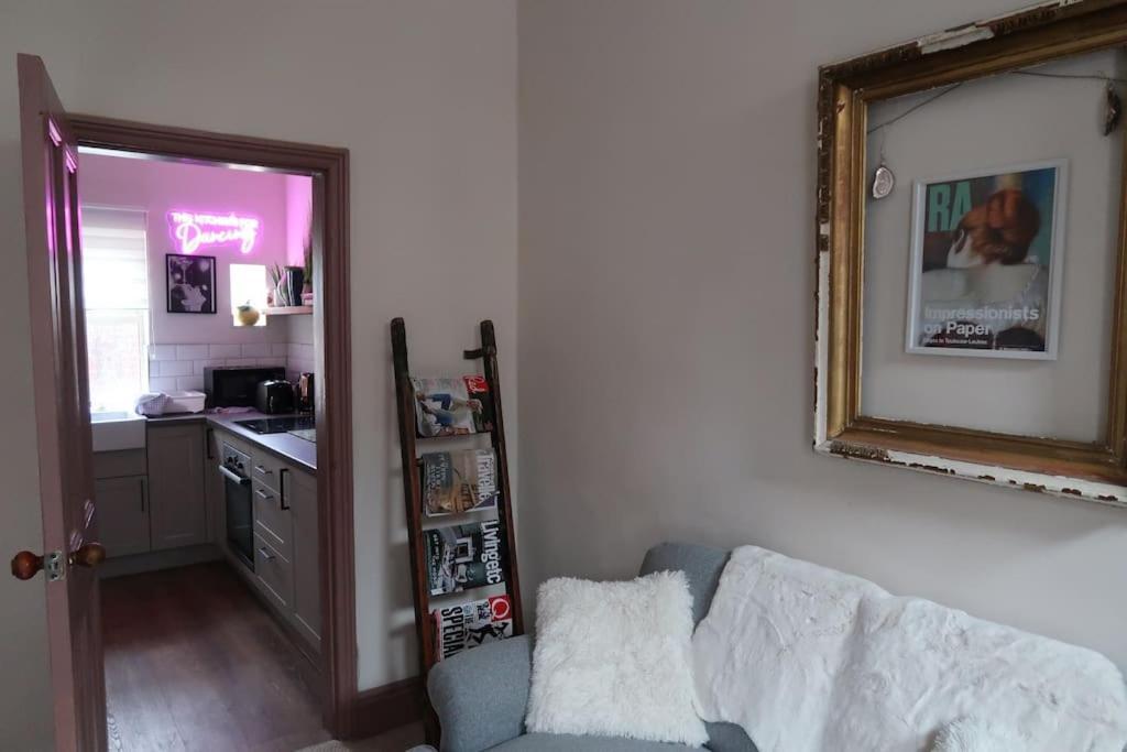Victorian Farrar Cottage York Extérieur photo
