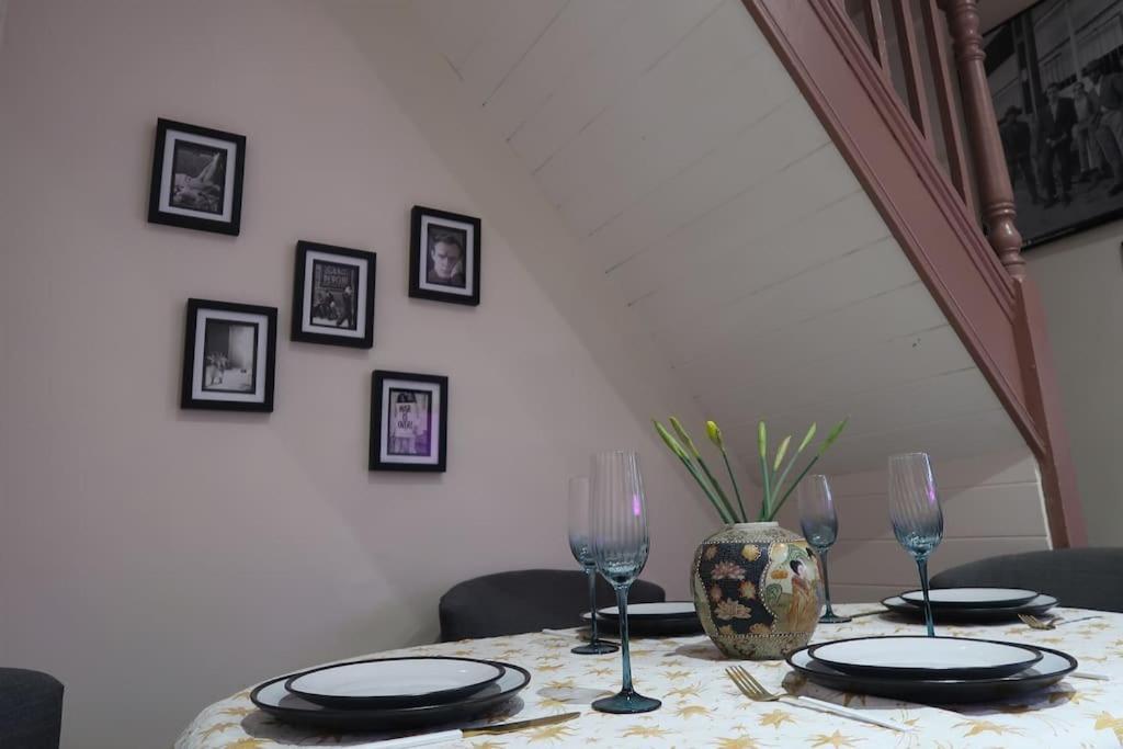 Victorian Farrar Cottage York Extérieur photo